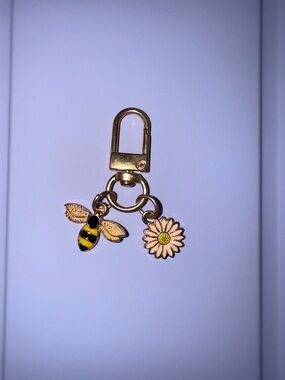 Gold Bee and Daisy Charm Keychain - Yellow & Pink